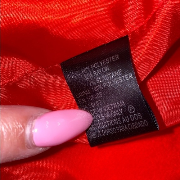 Tahari Coat - Picture 10 of 11